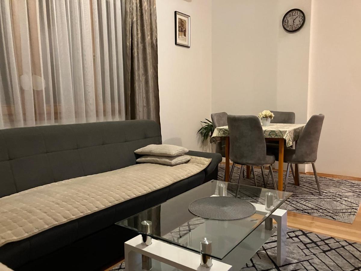 Stan Na Dan Centar Banja Luka Διαμέρισμα Εξωτερικό φωτογραφία